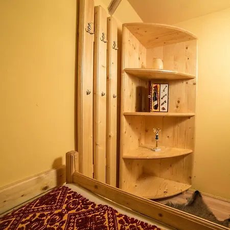 Case de vacanță Coliba De La Rapa