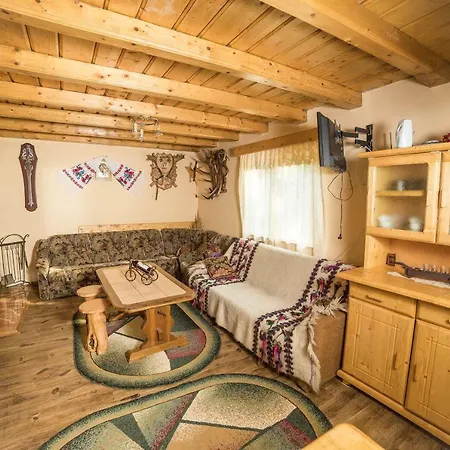 Coliba De La Rapa Case de vacanță Petrila